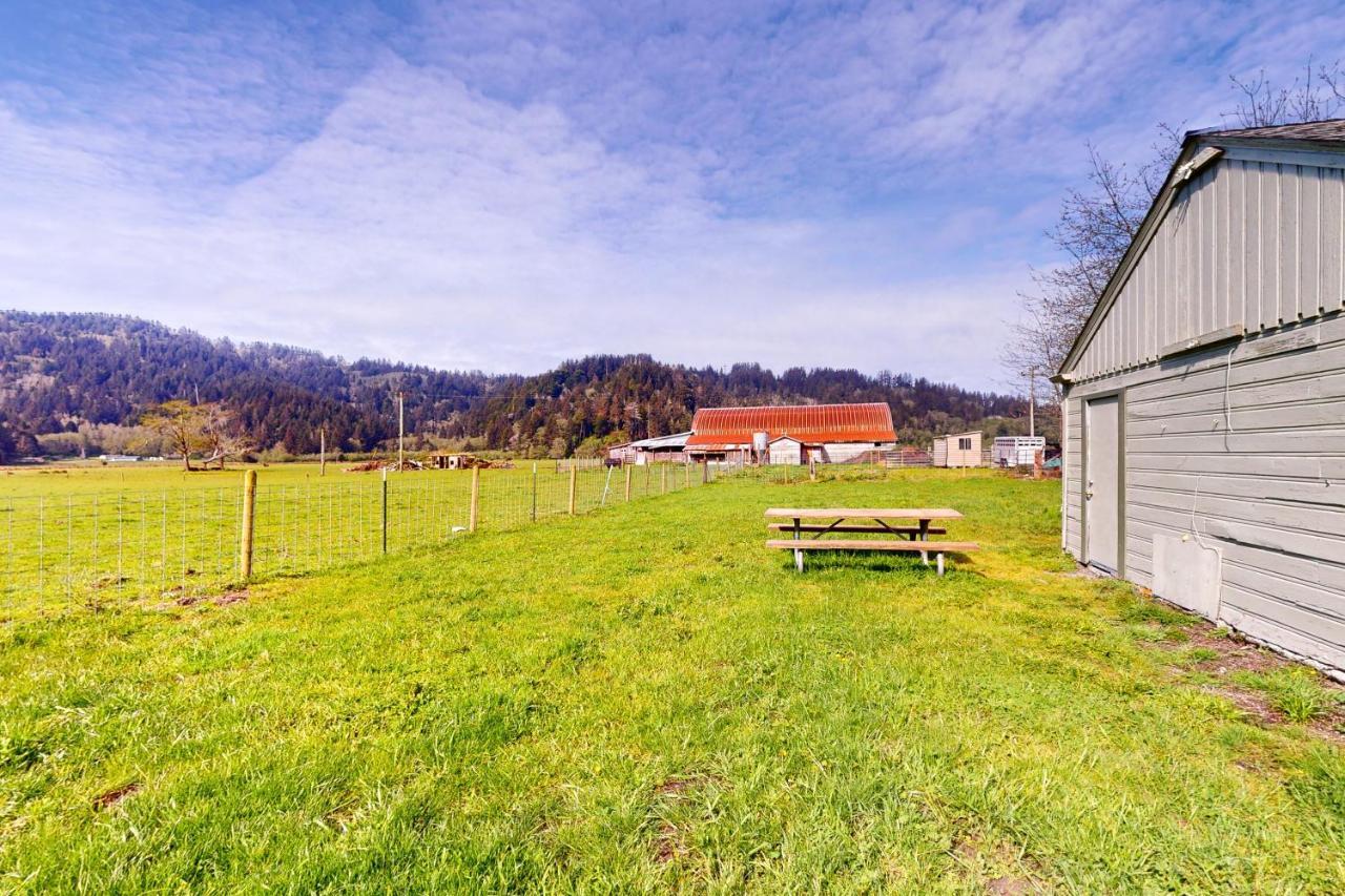 Redwood Farmhouse In The Orick Valley Zewnętrze zdjęcie